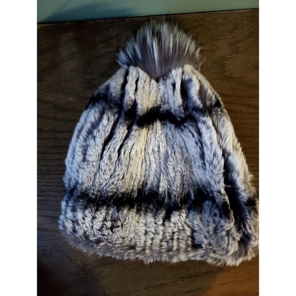 Annabelle New York Women's Rabbit Fur & Fox Fur Pom Pom Beanie Gray One Size - Picture 4 of 8